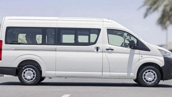 Toyota Hiace HIACE 3.5L MT PETROL HIROOF 2026