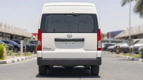 Toyota Hiace HIACE 3.5L MT PETROL HIROOF 2026