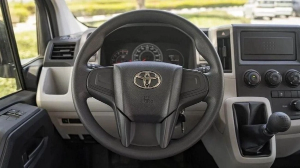 Toyota Hiace HIACE 3.5L MT PETROL HIROOF 2026