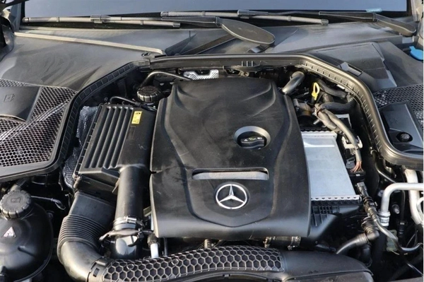 Mercedes Benz C300