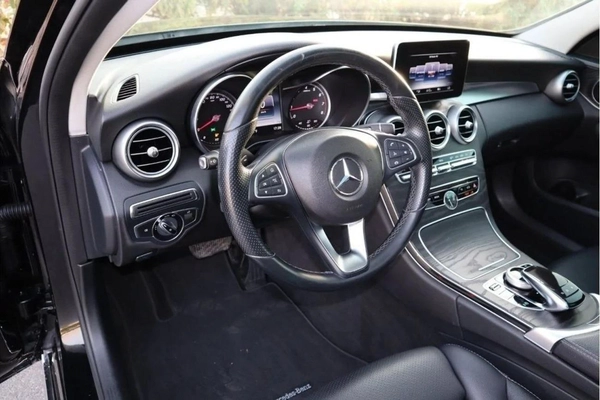 Mercedes Benz C300