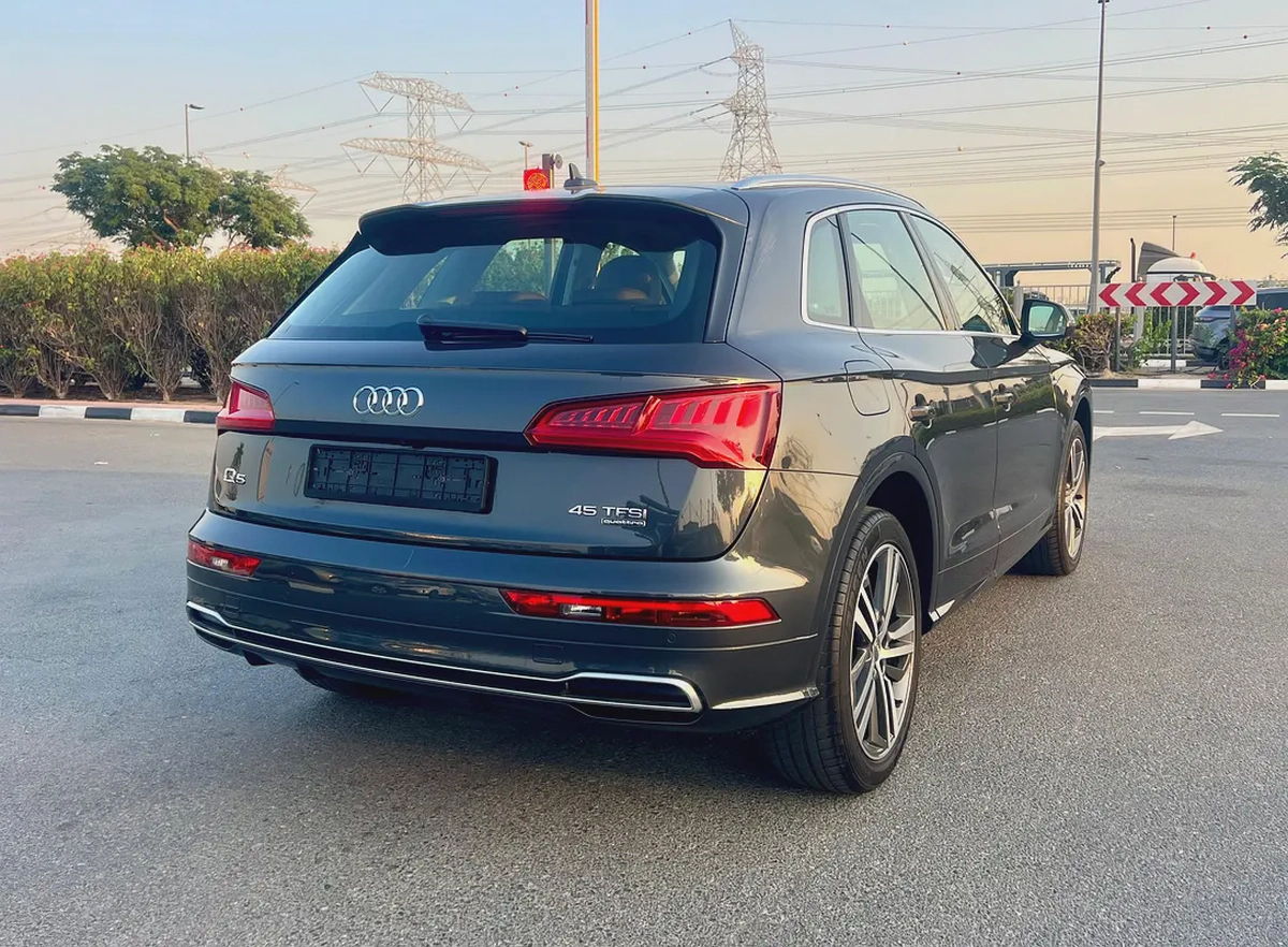 Audi Q5 45 TFSI quattro S line 2020 - GCC Specs - Excellent Condition-3-3