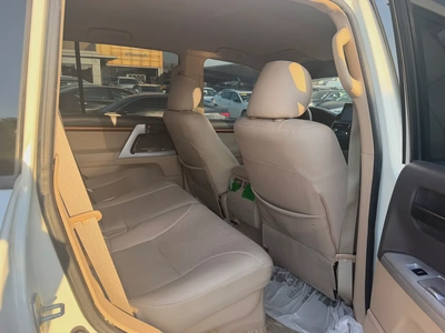 Toyota Land Cruiser GXR 2013 GCC Specs-3
