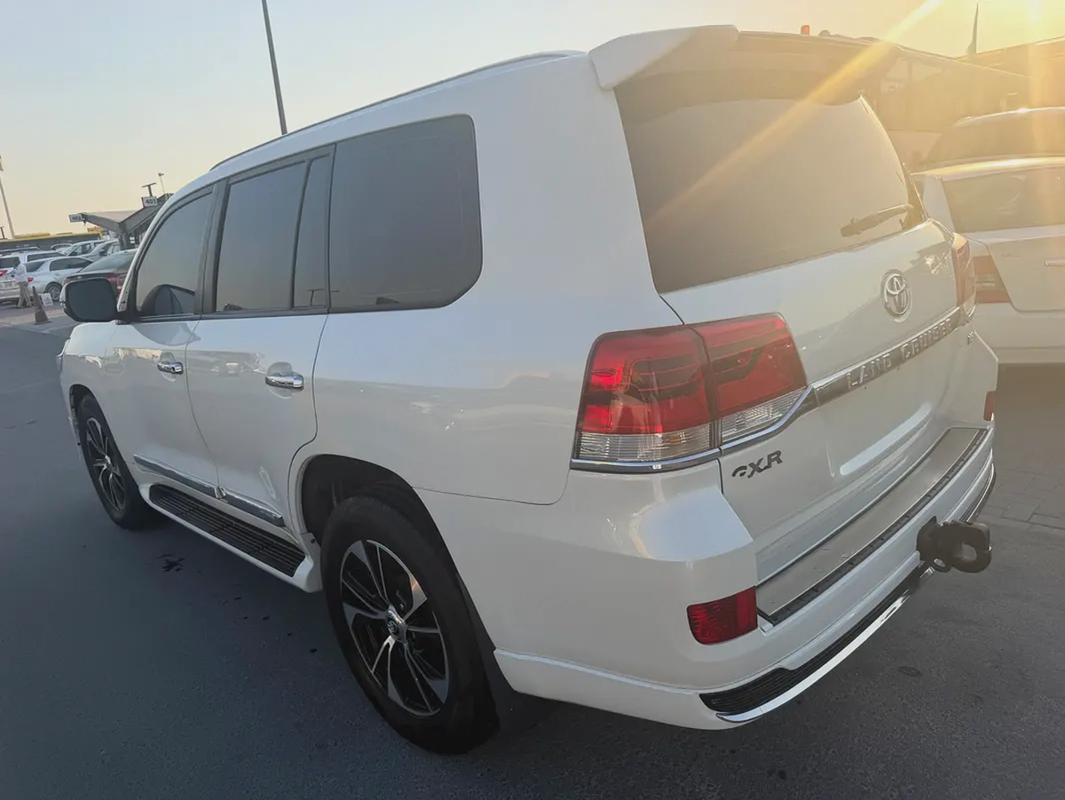 Toyota Land Cruiser GXR 2013 GCC Specs