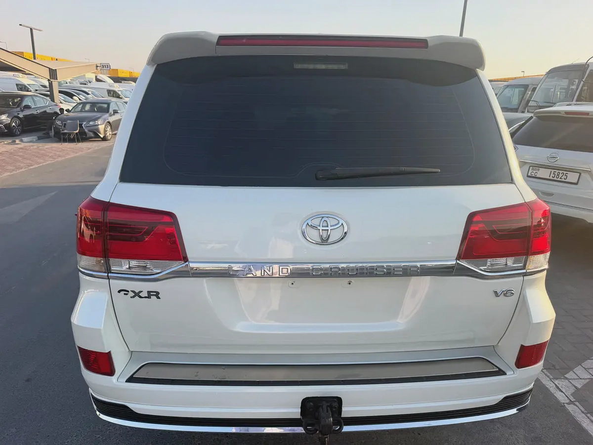 Toyota Land Cruiser GXR 2013 GCC Specs