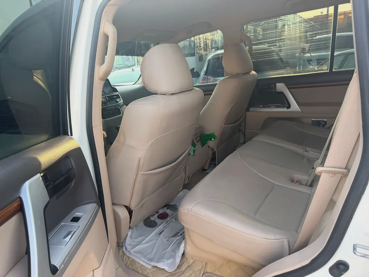 Toyota Land Cruiser GXR 2013 GCC Specs