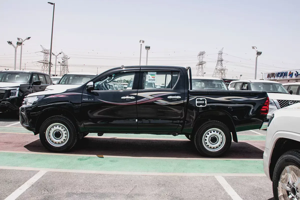 Toyota Hilux 2.7 Double Cab GL 2026 - GCC Specs - Brand New-11-11