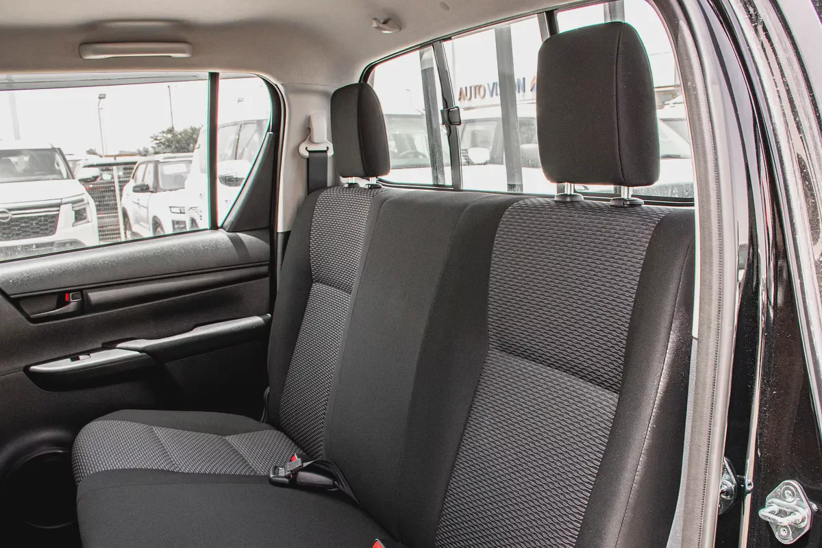 Toyota Hilux 2.7 Double Cab GL 2026 - GCC Specs - Brand New-12-12