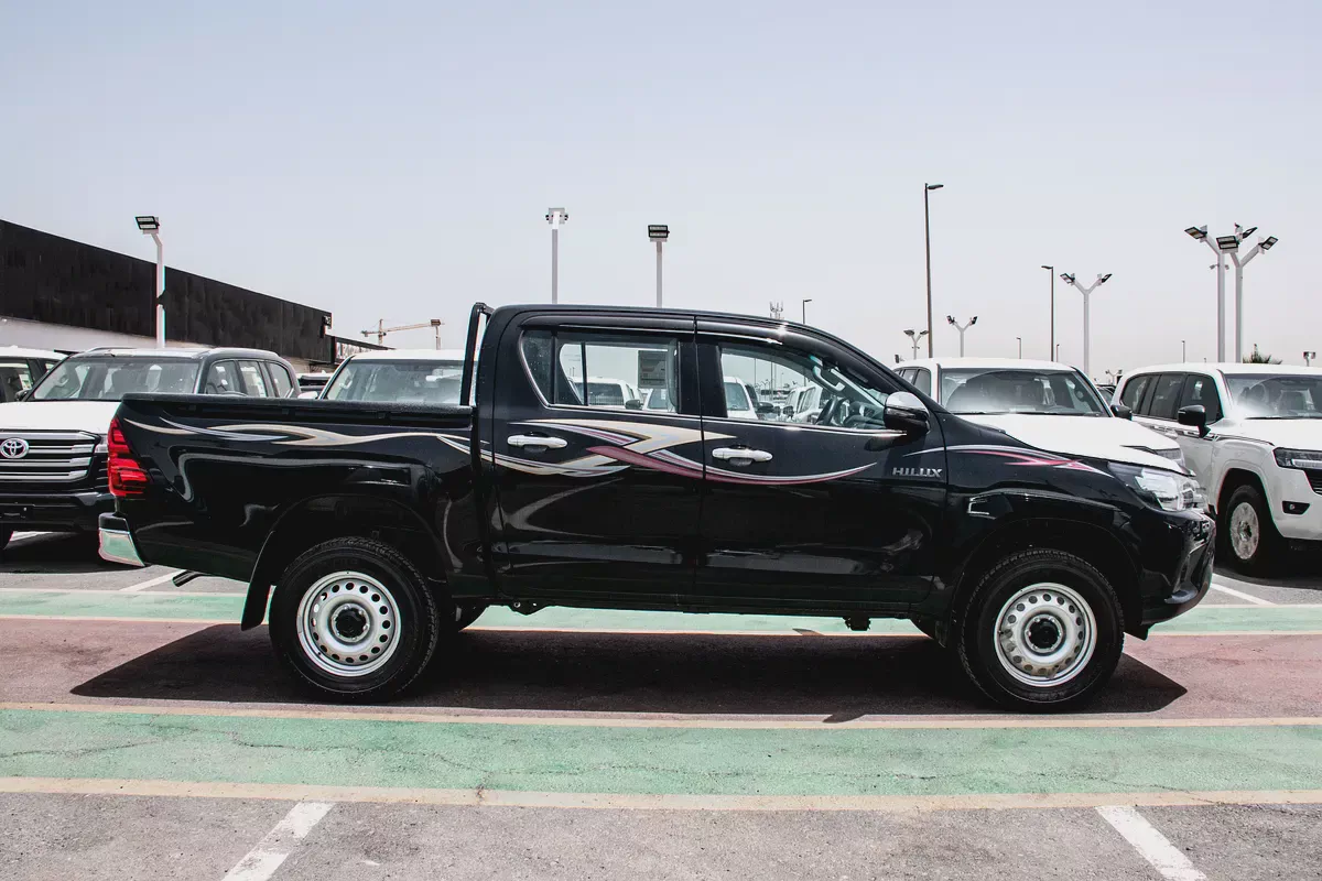 Toyota Hilux 2.7 Double Cab GL 2026 - GCC Specs - Brand New-2-2