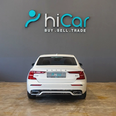 AED 1,819 pm • 0% Downpayment • S60 R-Design • Agency Warranty-3