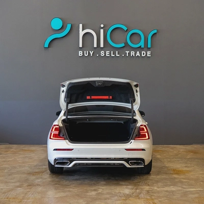 AED 1,819 pm • 0% Downpayment • S60 R-Design • Agency Warranty-4