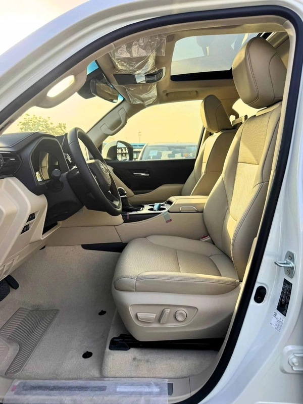 Toyota Land Cruiser GXR HIGH OPTION WITH RADAR || 4.0L PETROL V6/ 360*CAMERA HDS UP DSPLY/SOFT CLOSE