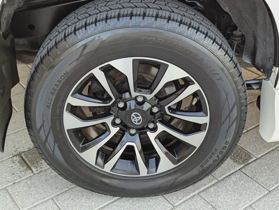 Toyota Prado GXR 2020 GCC Specs GXR Full Option V6 4.0L In Excellent Condition-12