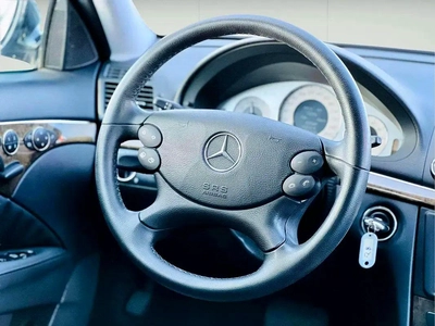 MERCEDES BENZ E350 - 2007 - CLEAN CAR FRESH JAPAN IMPORT-1