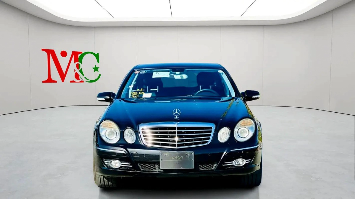 MERCEDES BENZ E350 - 2007 - CLEAN CAR FRESH JAPAN IMPORT