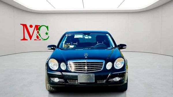 MERCEDES BENZ E350 - 2007 - CLEAN CAR FRESH JAPAN IMPORT