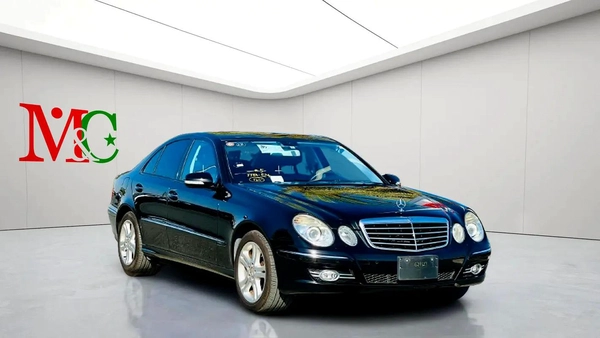 MERCEDES BENZ E350 - 2007 - CLEAN CAR FRESH JAPAN IMPORT