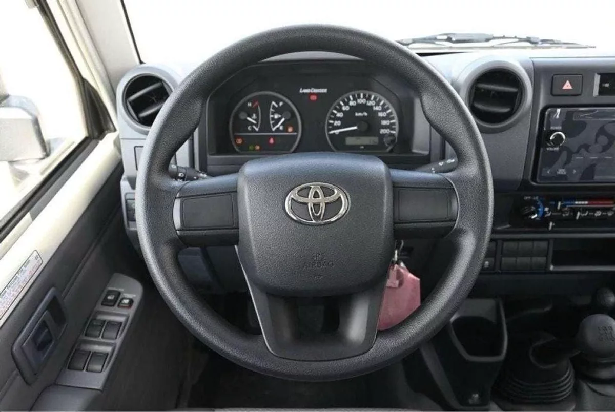 Toyota Land Cruiser Pick Up LAND CRUISER LC79 DUBL CAPIN 4.2L V6 DIESEL-5-0