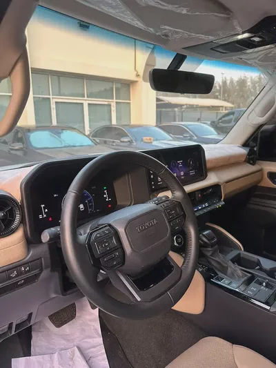 2025 Toyota Prado GXL GCC Specs-7