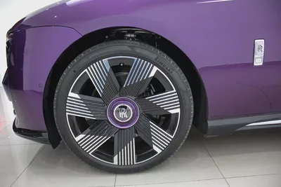 2024 Rolls-Royce Spectre Silver Badge | GCC Specs | Electric-8