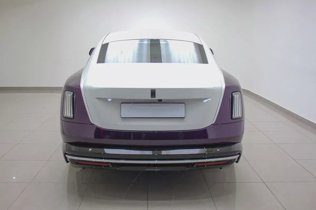 2024 Rolls-Royce Spectre Silver Badge | GCC Specs | Electric-3-3