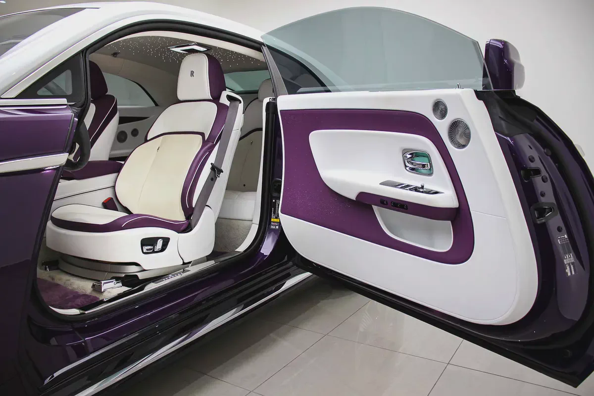 2024 Rolls-Royce Spectre Silver Badge | GCC Specs | Electric-7-7