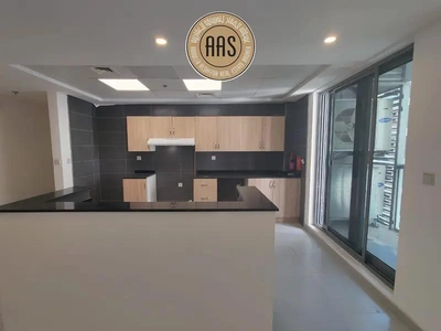 Close to metro stadium 2Bhk with All ementies Available in 78k-8