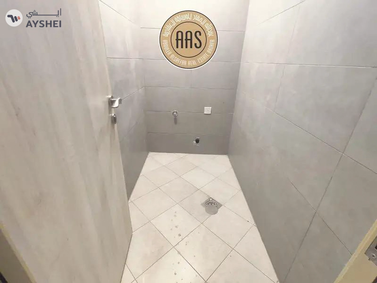 Close to metro stadium 2Bhk with All ementies Available in 78k-10-10