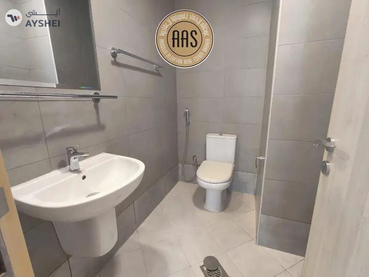 Close to metro stadium 2Bhk with All ementies Available in 78k-12-12