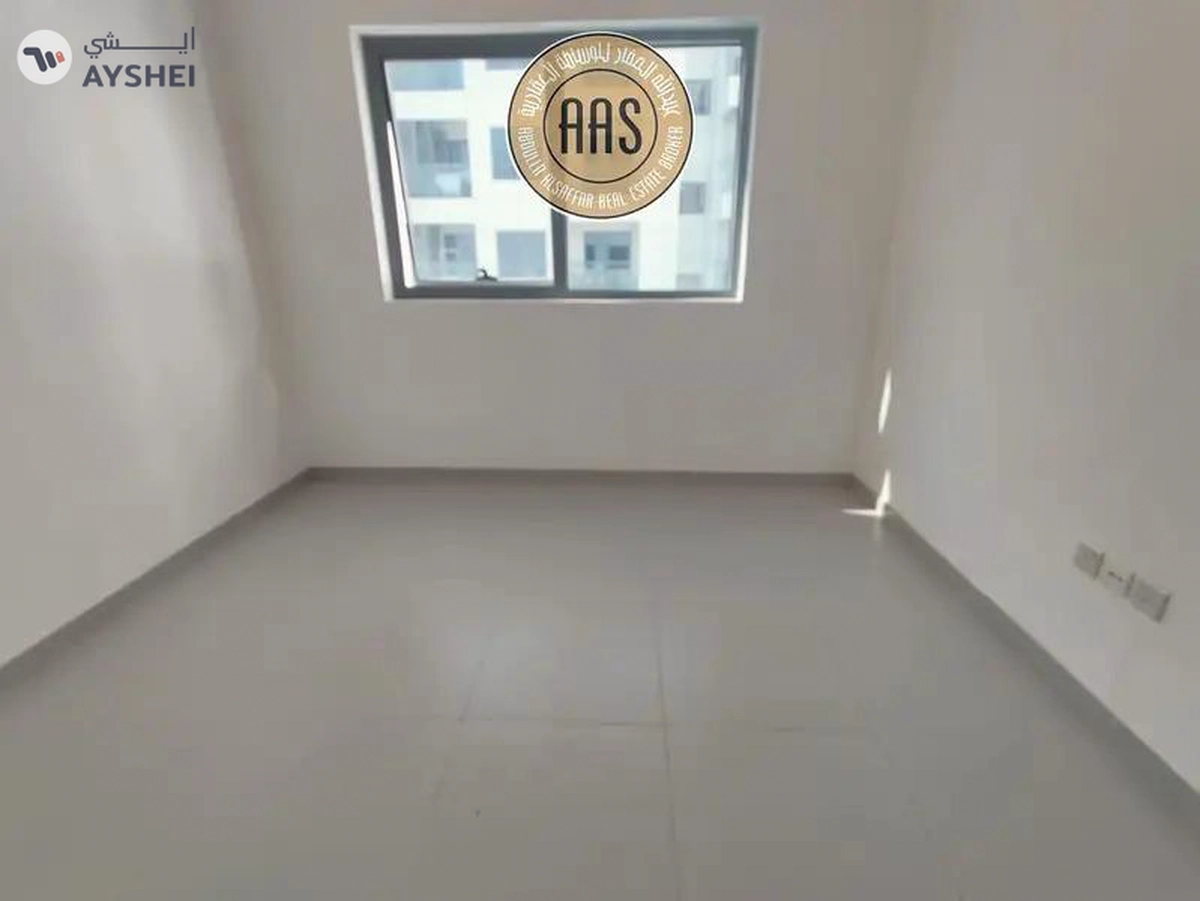 Close to metro stadium 2Bhk with All ementies Available in 78k-5-5