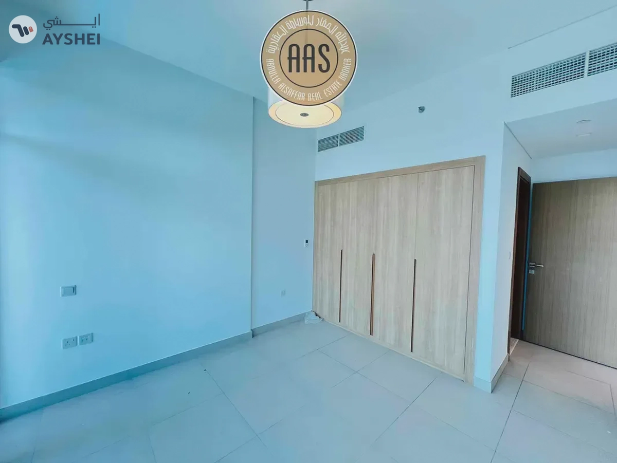 Fully Skyline And Pool View || 3 Bedroom Hall || Ready To Move In || In 140K Only-16-16