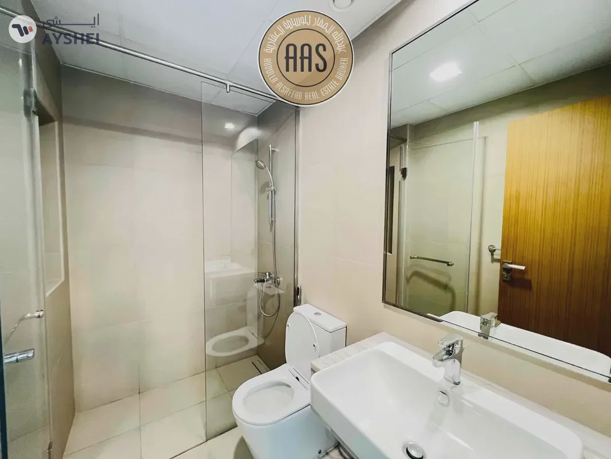 Fully Skyline And Pool View || 3 Bedroom Hall || Ready To Move In || In 140K Only-18-18