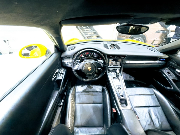 2014 Porsche 911 Carrera 3.4L // Cash/ Credit Card