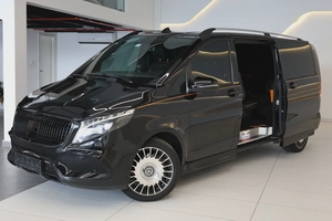 2024 Mercedes-Benz V-Class V 250 GCC Spec-61000KM - Brand New Luxury MPV