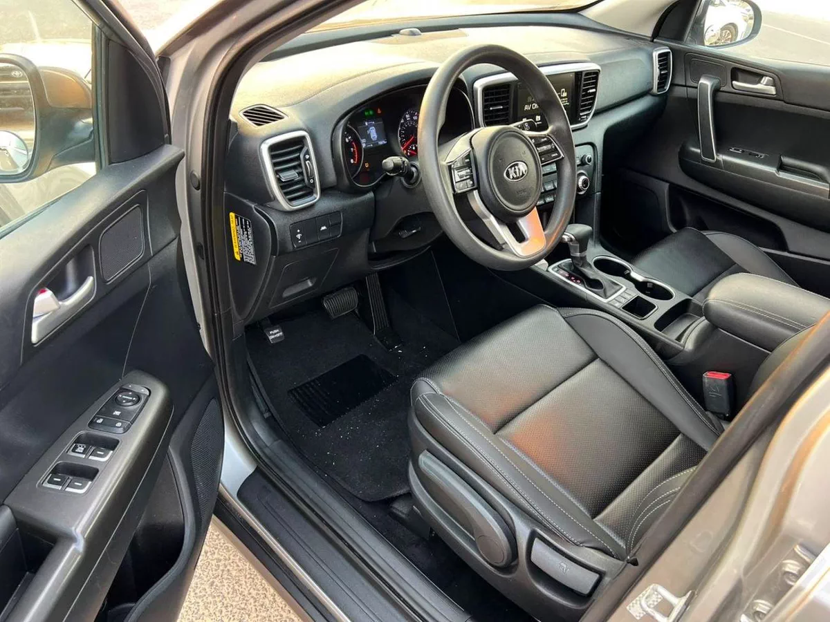 Kia Sportage LX 2021 KIA SPORTAGE LX  Mid-Option - 2.4L V4 - AWD 4x4  Rear Camera - Leather Seat-9-0