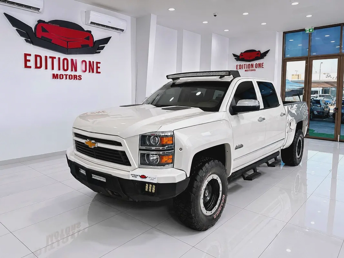 Chevrolet Silverado 1500 High Country 2015 GCC Specs