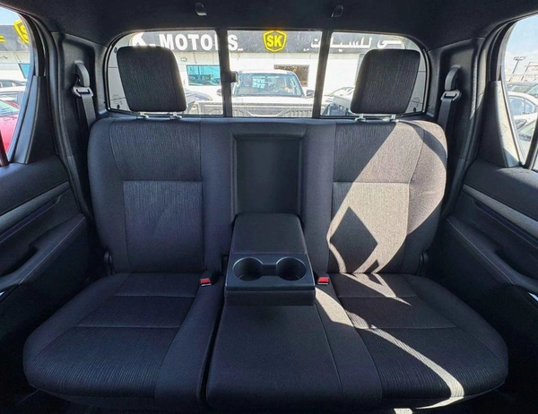 Toyota Hilux ADVENTURE | 4.0L V6 PETROL | 360* CAMERA | PUSH START | REAR A/C | OMAN SPECS