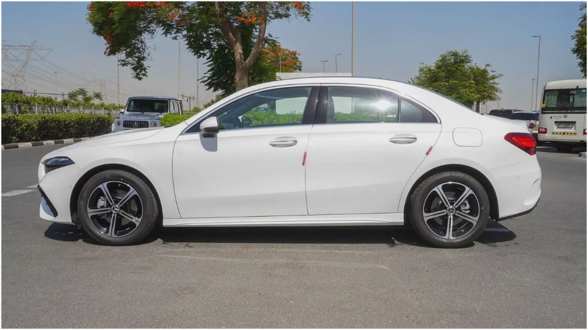 Mercedes-Benz A-Class A 200 2025 - Chinese Specs - Brand New-3-3
