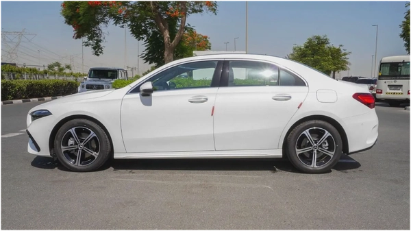Mercedes-Benz A-Class A 200 2025 - Chinese Specs - Brand New