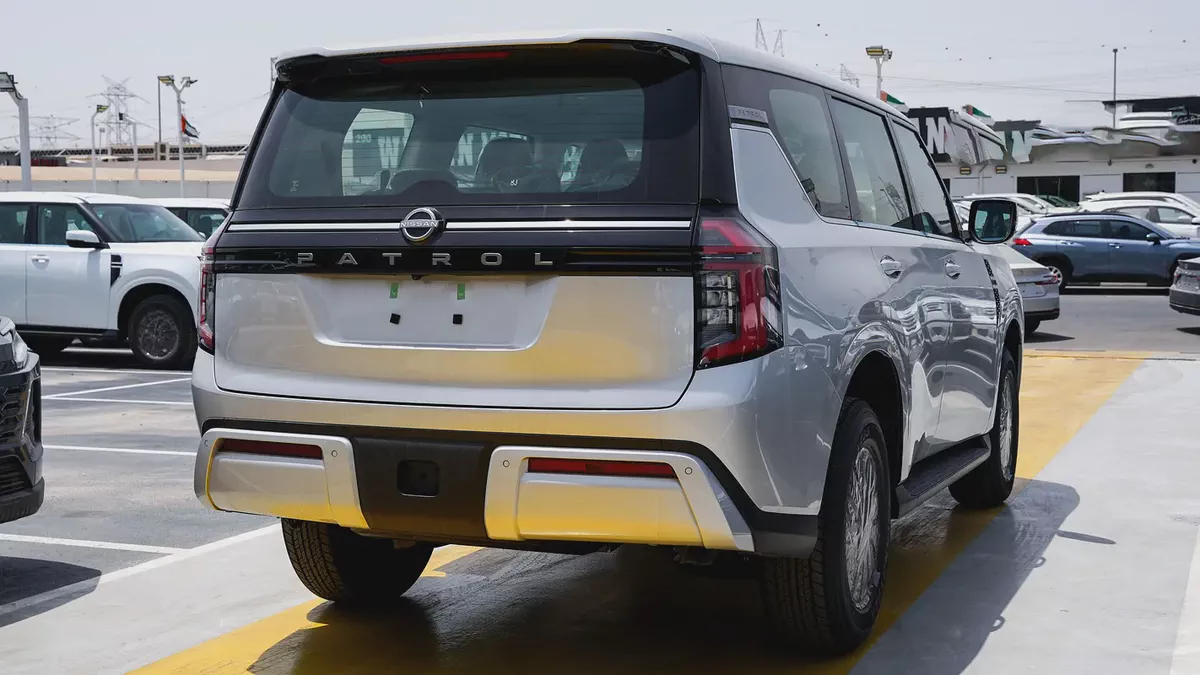 2026 Nissan Patrol XE 3.8L V6 GCC Specs - Brand New-9-9