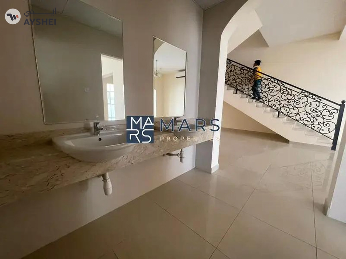 Hot Offer | 5 Bedrooms Twin Vill for Sales | 3,500,000 AED