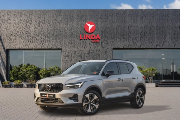 Volvo XC40 2023