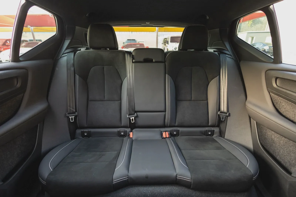 Volvo XC40 2023-1-1