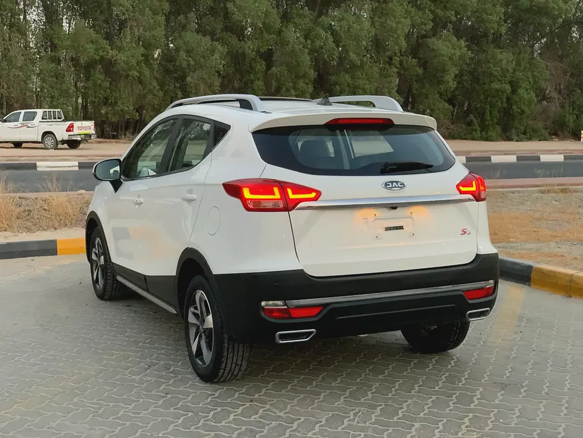 AED 500 Monthly | JAC S3 Plus Luxury | 2023 Model | GCC Specs | 4-Cyl 1.6L engine-3-3