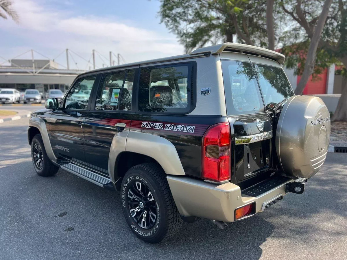 Nissan Patrol SUPER SAFARI-3-0