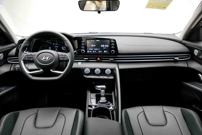 AED 813 Monthly l Hyundai Elantra GLX Elite 1.5L l Zero Down Payment | 1 Year Warranty-6