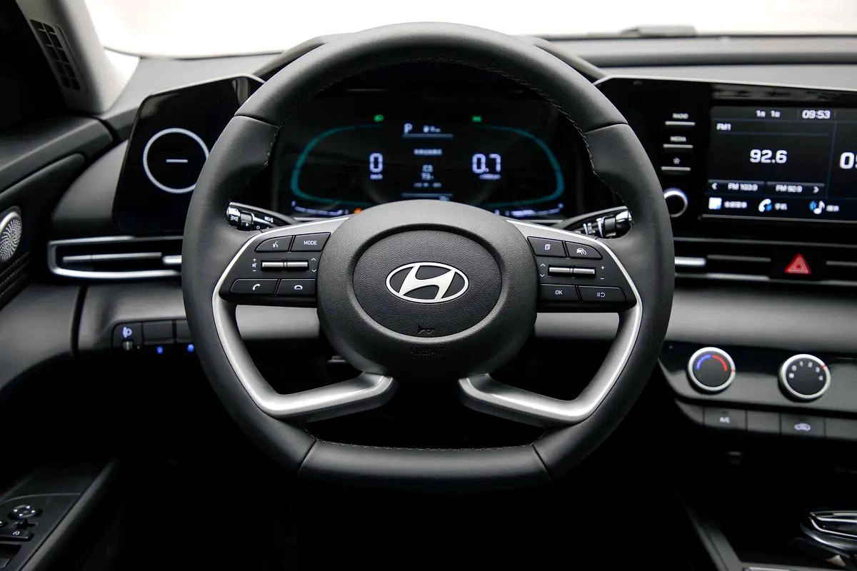AED 813 Monthly l Hyundai Elantra GLX Elite 1.5L l Zero Down Payment | 1 Year Warranty-14-14