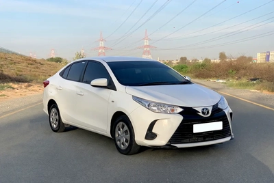 Toyota Yaris E-12