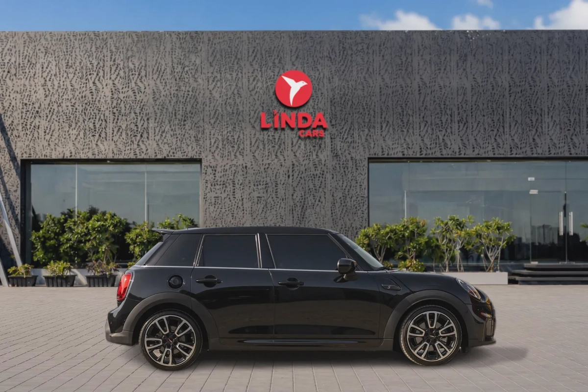 MINI Hatch Cooper S 2024-7-7