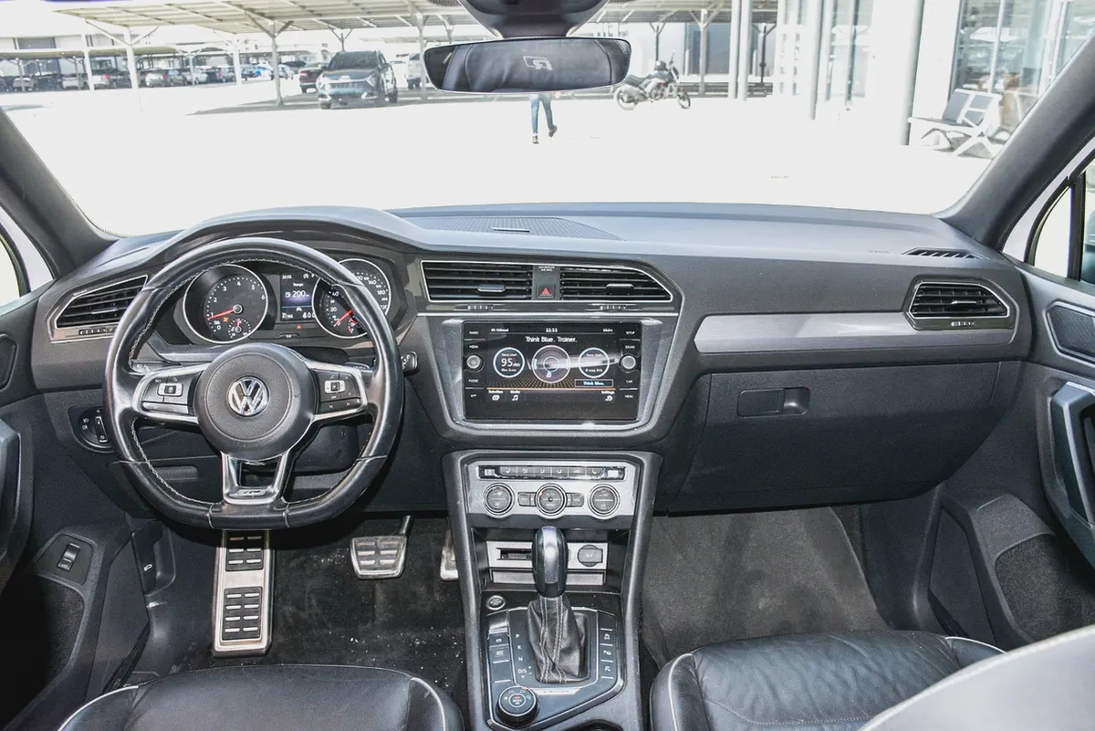 Volkswagen Tiguan R-Line 2019 - Korean Specs-11-11